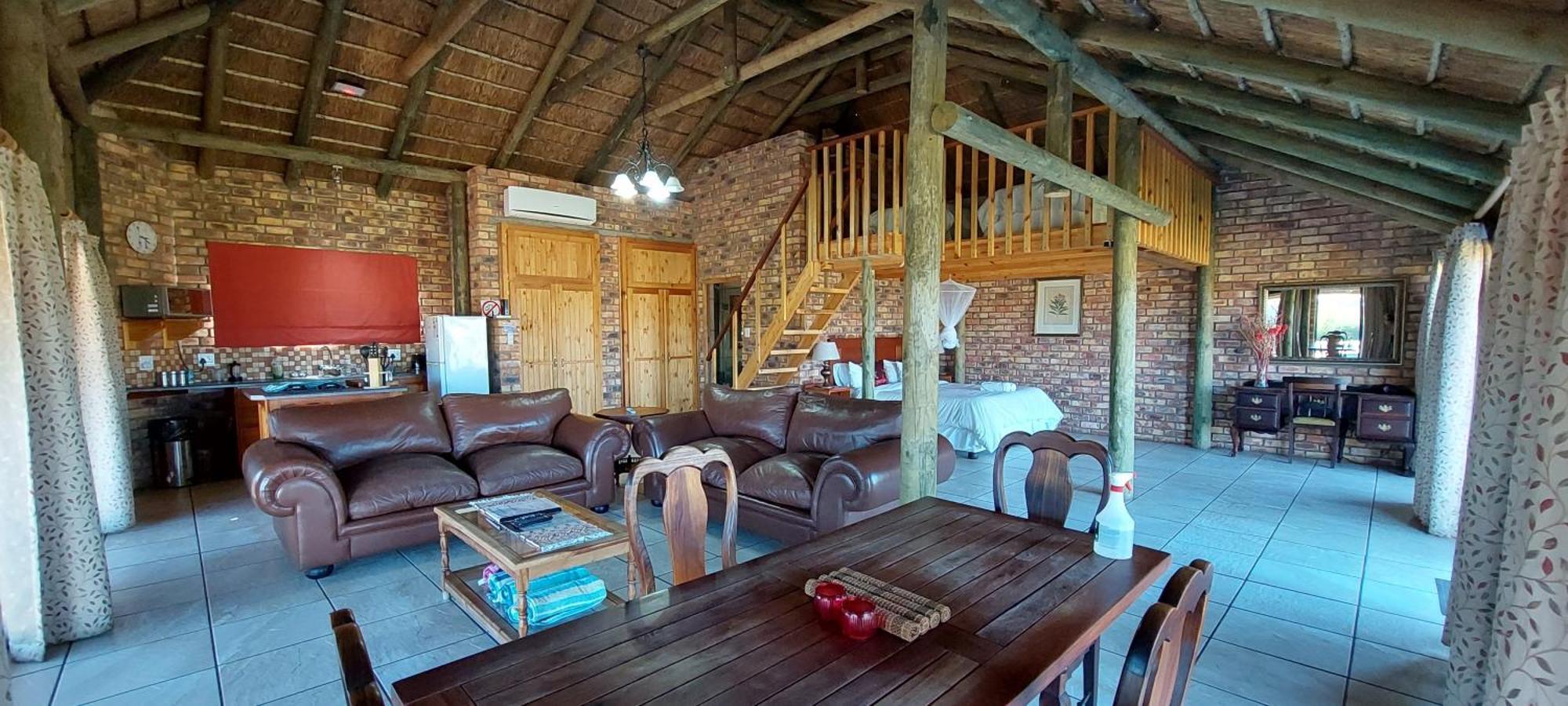 Tarantula Guest House Calvinia Bagian luar foto